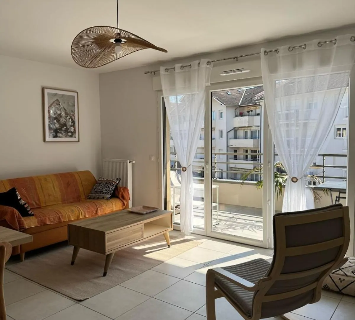 Apartment La Datcha - New T3 With Balcony & Parking Near Train Station Aix-les-Bains