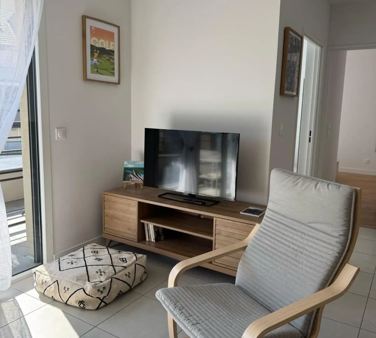 La Datcha - New T3 With Balcony & Parking Near Train Station Aix-les-Bains France