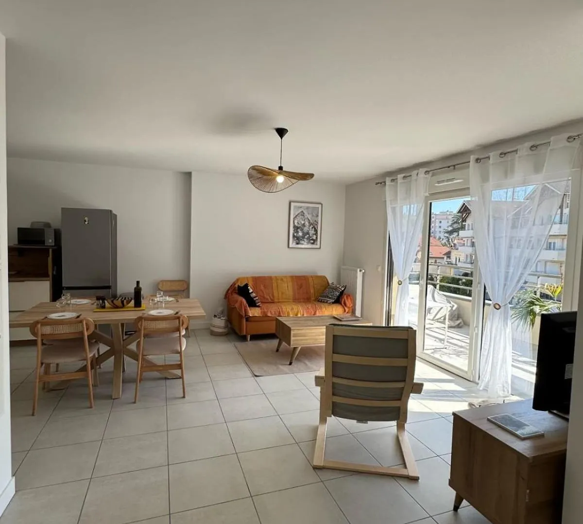 La Datcha - New T3 With Balcony & Parking Near Train Station Aix-les-Bains